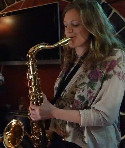 Picture of woman playing the saxophone